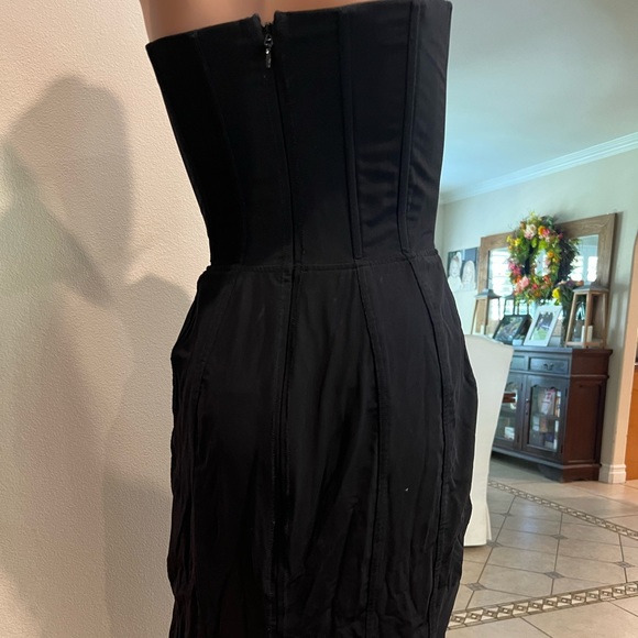 Black dress with corset top - Picture 2 of 3
